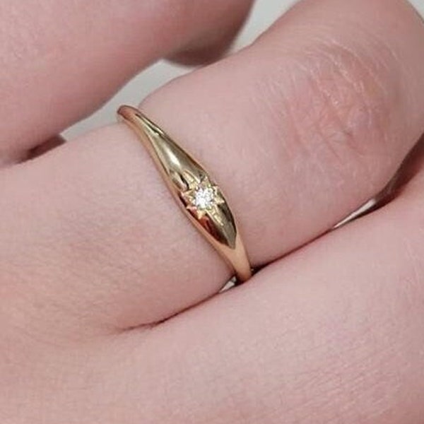 Diamond Star Signet Ring, Diamond compass Ring, 14K Gold Signet Ring, Statement Ring, Delicate Ring, Diamond iconic Star Ring, white, Rose