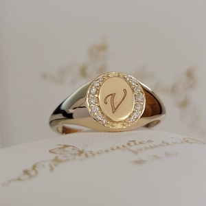 Initial Ring, Personalized Gold Ring, Letter Ring, Diamond Signet Ring, Monogram Ring, Personalized 14k Solid Gold Ring, Engraved Ring