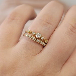 Diamond Engagement Ring Set: 14k Gold Solitaire Wedding Band