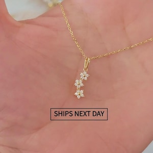 14K Yellow Gold Diamond Necklace, Diamond Flower Necklace for Women, Natural Diamond Charm Necklace, Dainty Necklace, Minimalist Necklace