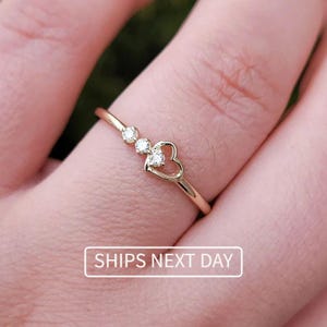 14k Gold Diamond Heart Ring, Dainty Heart Ring, Minimalist Diamond Ring, Statement Ring, Dainty Diamond ring, Promise Ring, Diamond, White