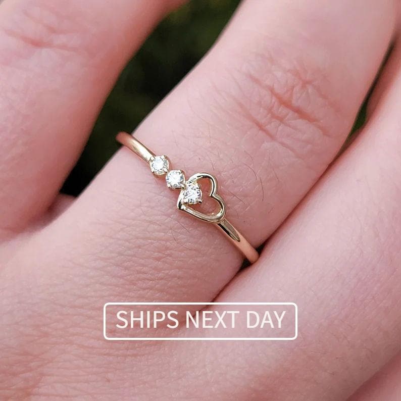 14k Gold Diamond Heart Ring, Dainty Heart Ring, Minimalist Diamond Ring, Statement Ring, Dainty Diamond ring, Promise Ring, Diamond, White