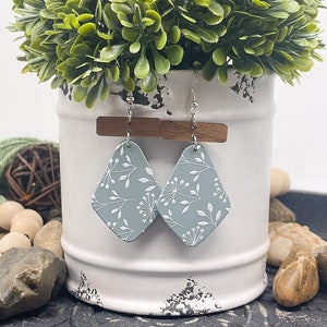 Acrylic Leaf Pattern Earrings