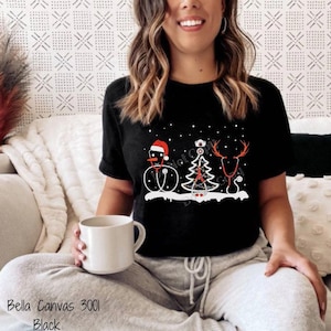 Nurse Stethoscope Christmas Shirt – Cute Holiday Nurse Tee, RN Christmas Shirt, Medical Christmas Gift for Nurses
