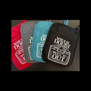 Funny Kitchen Potholder “When in Doubt Pull it Out” | Oven Mitt with Pocket | Gag Gift for Bakers, Housewarming, BBQ, Hostess Gift