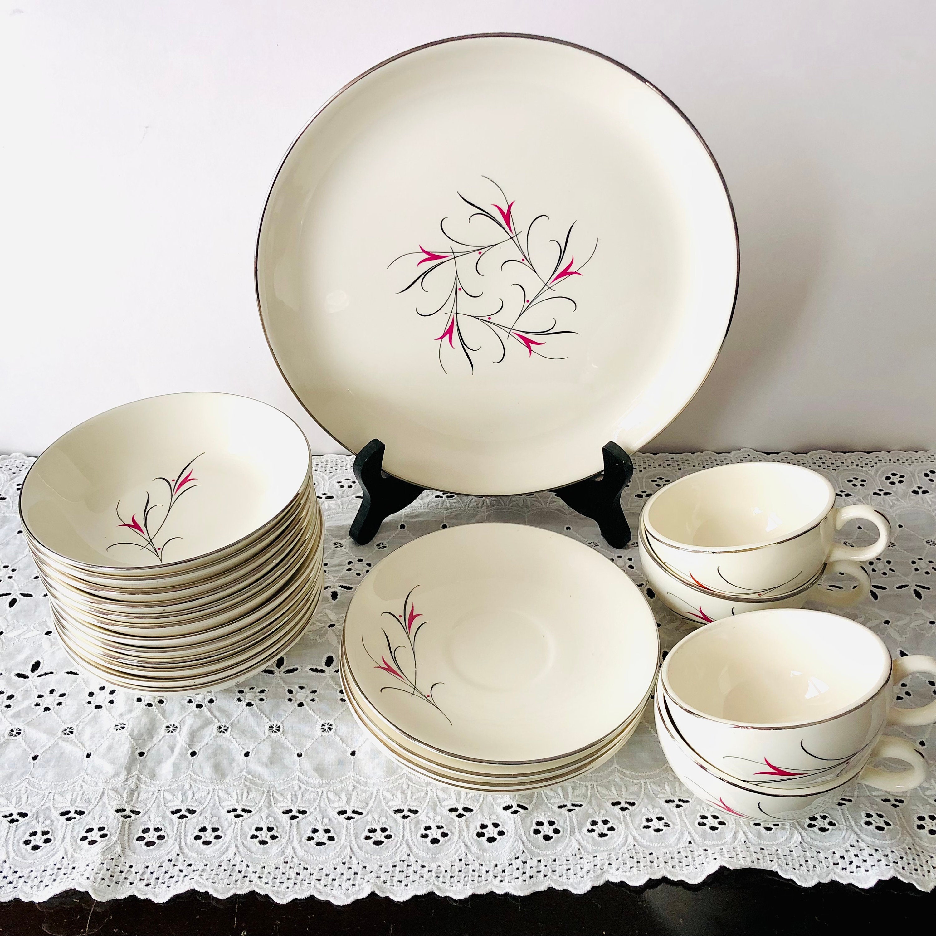 Vintage Mid Century Modern Serenade simplicity Pink Dinnerware by Salem