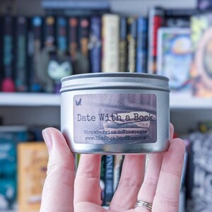 Date With a Book Soy Wax Candle, Strawberries and Champagne Scented Candle, Book Lover Gift, Gift for Reader, Wood Wick Candle, Reading Gift