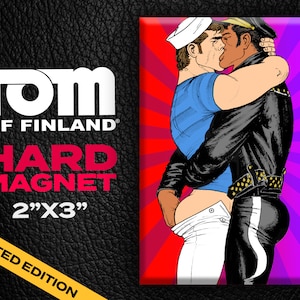 Aimant Tom of Finland « Kiss Pow » (pantalons en cuir, art gay, homme, queer)