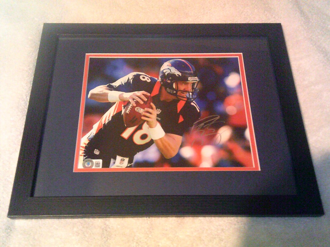 Peyton Manning Autographed 8x10 Photo Framed & Matted Denver Broncos ...