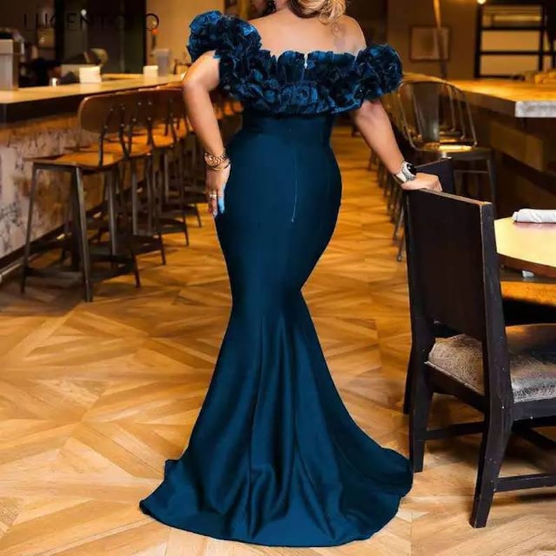 bridal dress Mermaid ruffle prom dress engagement dress.