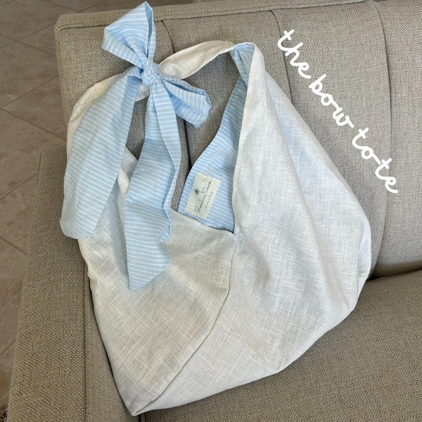 Sac fourre-tout fait main avec bandoulière ; Rayures en lin bleues et blanches, sac fourre-tout en origami