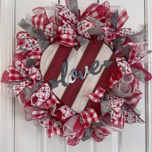 Love Heart Deco Mesh Wreath, Valentine’s Wreath