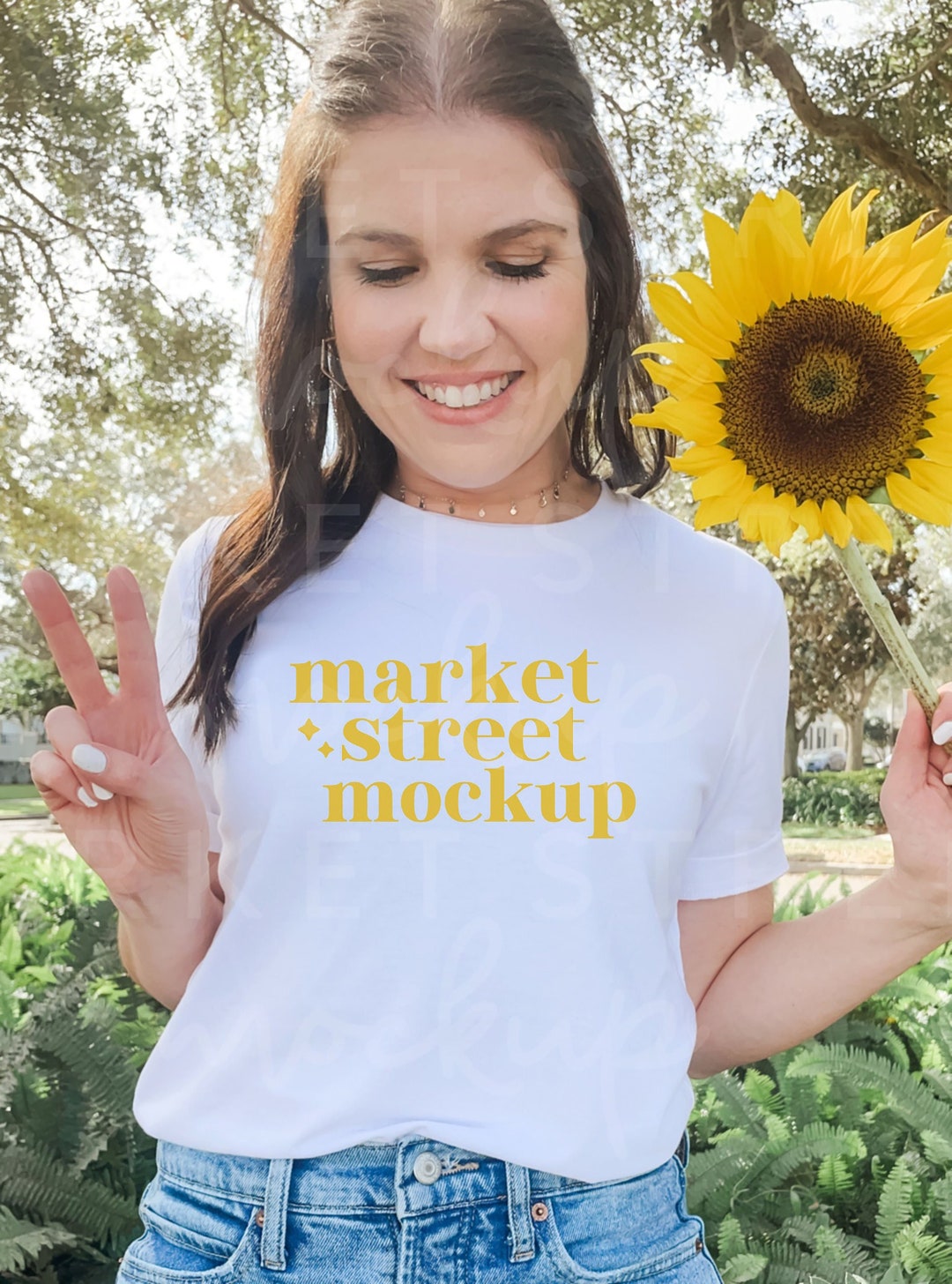 White T Shirt Mock Up, Summer Mockup, T-shirt Mock Ups, Outdoor Mockup ...