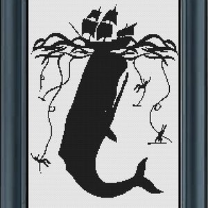 Puede incluir: Silueta en blanco y negro de una ballena con un barco navegando sobre su espalda. La ballena está rodeada de algas marinas y un pequeño pájaro vuela cerca.