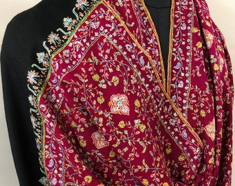 Pashmina Black FridayBeet red jaal dar sozni super micro fine hand embroidered handwoven real  ladakhi cashmere pashmina shawl/100X200 cms