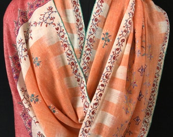 Handmade Real pashmina Papaya punch handwoven ikkat weave pattern real cashmere pashmina stole/62X200 cms