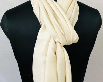 Handmade Off White Cashmere Pashmina Shawl: Soft Woven Scarf-70x200 cms