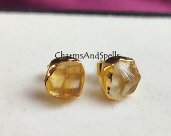 Raw Citrine Earrings, Dainty Citrine Jewelry, November Birthstone Earrings, Yellow Studs, Raw Crystal Earrings, Gold Plated Stud Earrings