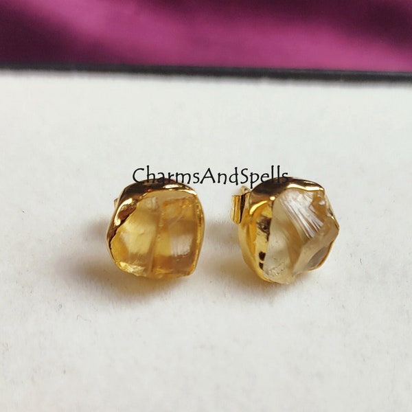 Raw Citrine Earrings, Dainty Citrine Jewelry, November Birthstone Earrings, Yellow Studs, Raw Crystal Earrings, Gold Plated Stud Earrings