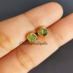 Tiny Raw Peridot Earrings, Gold Plated Earrings, Peridot Jewelry, Raw Crystal Earrings, Stud Earrings, Raw Stone Earring, August Birthstone
