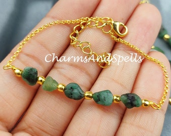 Raw Emerald Bracelet, Natural Green Crystal Healing Bracelet, Dainty Gemstone, Boho Gift for Her