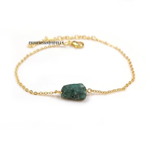Green Emerald Bracelet, Natural Raw Emerald Gemstones Men/Women Bracelet, Minimalist Emerald Bracelet, Emerald Crystal Layering Bracelet