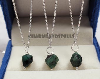 Rohe Smaragd Sterling Silber Halskette, Mai Birthstone Schmuck, handgemachter Heilkristall Anhänger, Boho Geschenk