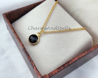 Black onyx circle necklace on 14k dainty gold plated chain, Jewelry gifts for Her, Black and gold jewelry, Minimalist,Valentine Day Gifts