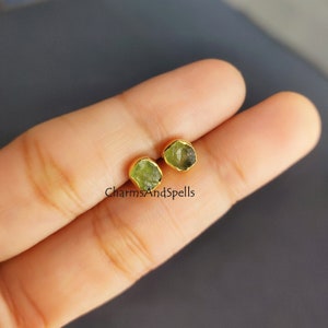 Pendientes de piedra preciosa en bruto, pendientes de cristal en bruto, elige tus pendientes de piedra preciosa, joyas de piedra preciosa en bruto, regalo para ella, regalo de cumpleaños, idea de regalo