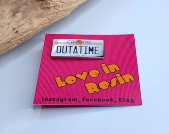 Back To The Future Musical Enamel Pin Badge - Outta Time - Back To The Future