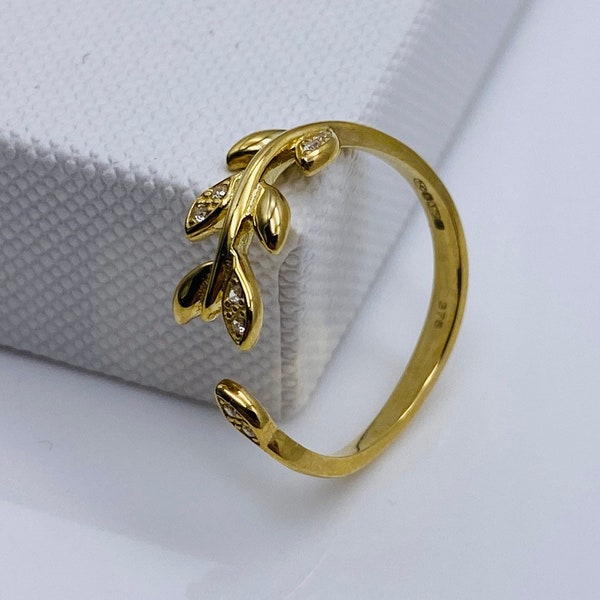 Genuine 9ct Yellow Gold Leaf Women Ring | 375 Hallmarked Gold Open Leaf CZ Ring | Brand New J-S All Sizes 1.8gr |