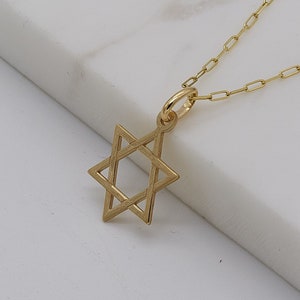375 9ct Yellow Gold Star of David Pendant | Small David Star Necklace | 20 Inch Chain | Brand New