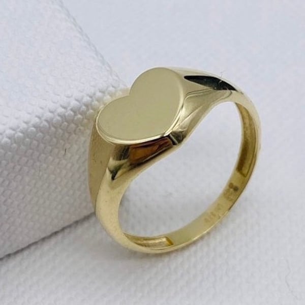 9ct Yellow Gold Heart Signet Ring | 375 Yellow Gold Personalised Plain Heart Ring | Brand New G to T All Sizes Available