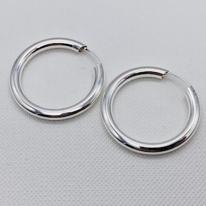 925 Sterling Silver Plain Round Sleeper Earring | Small-Large 2.5mm Thinkness Sleeper Earring | 18mm-60mm All Diameter