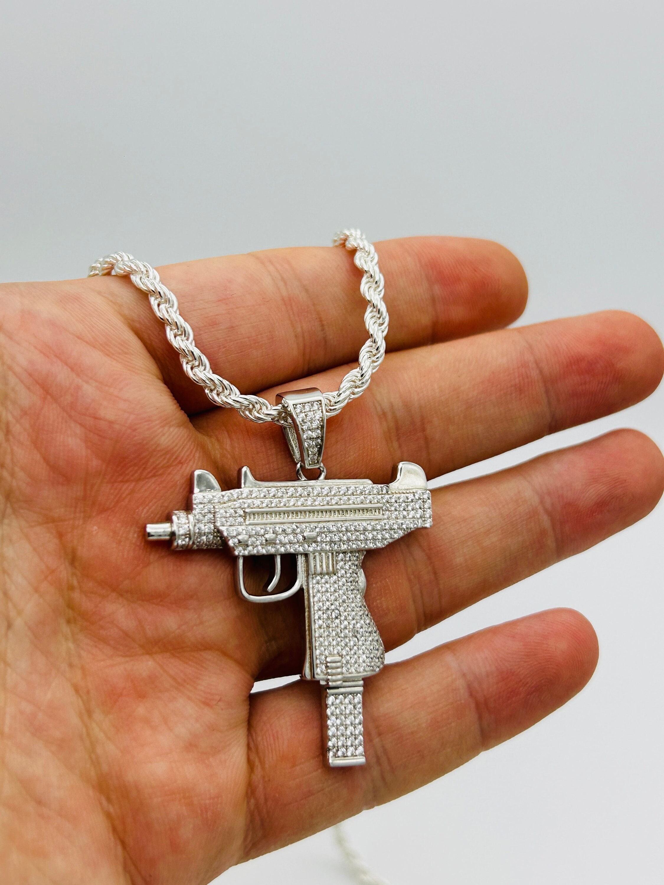 Uzi chain deals