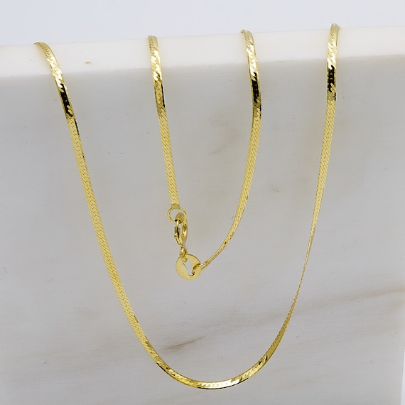 Anello In Oro Giallo 18 Kt 750 Serpente Rubini 0,04 Ct E Diamanti 0,08