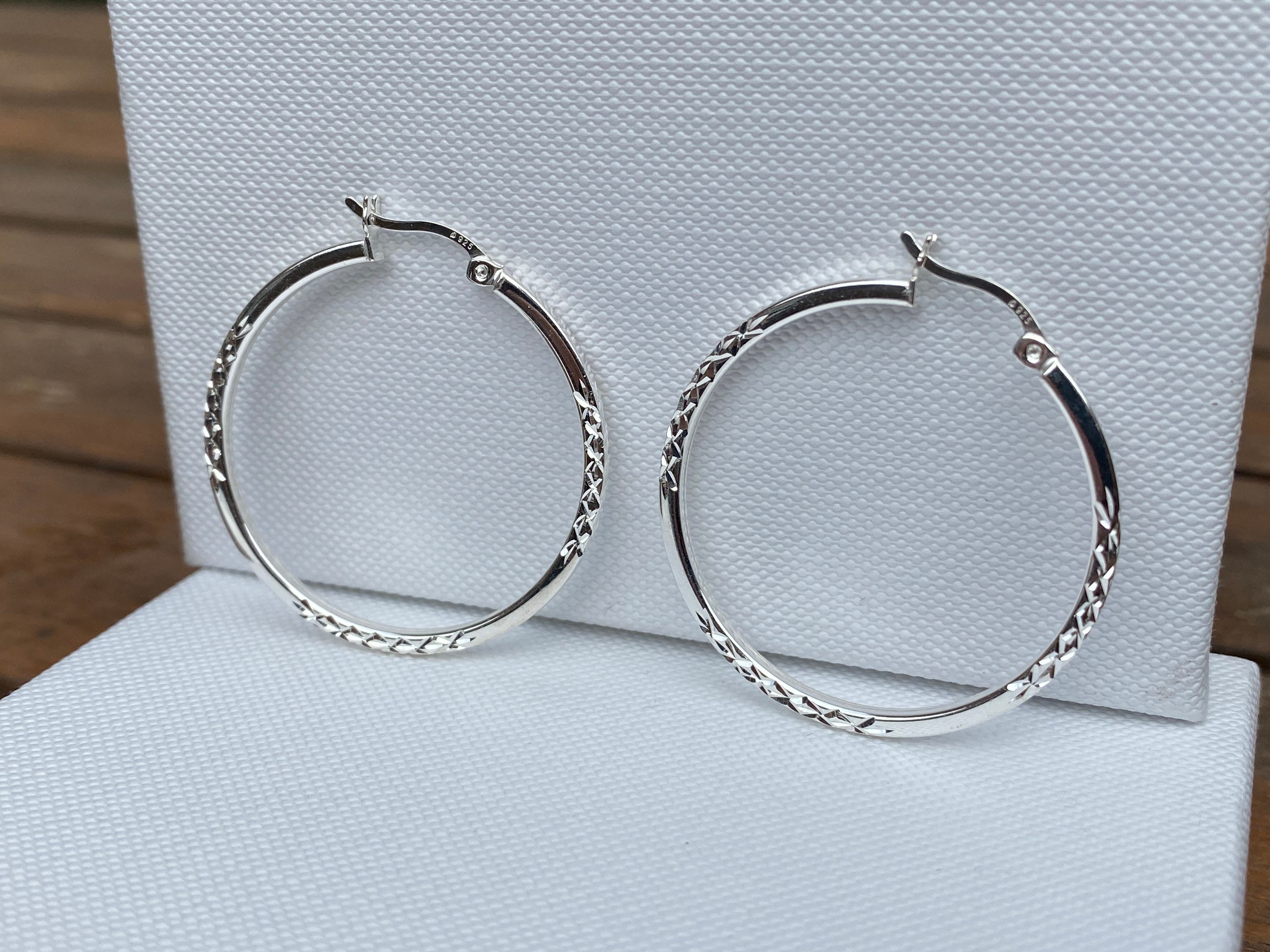 Orecchini A Cerchio In Argento Sterling Con Diamanti E Zaffiri – Rotondi, Donna – Regalo In Confezione
