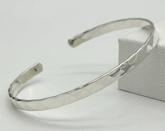 希少なティファニー 18Kゴールド＆シルバー フック＆アイ バングル