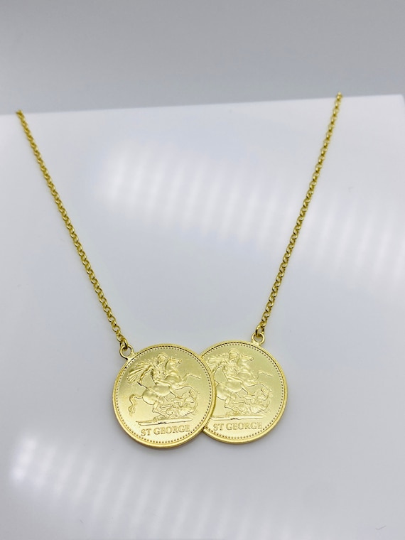 9CT GOLD SOVEREIGN PENDANT AND CHAIN