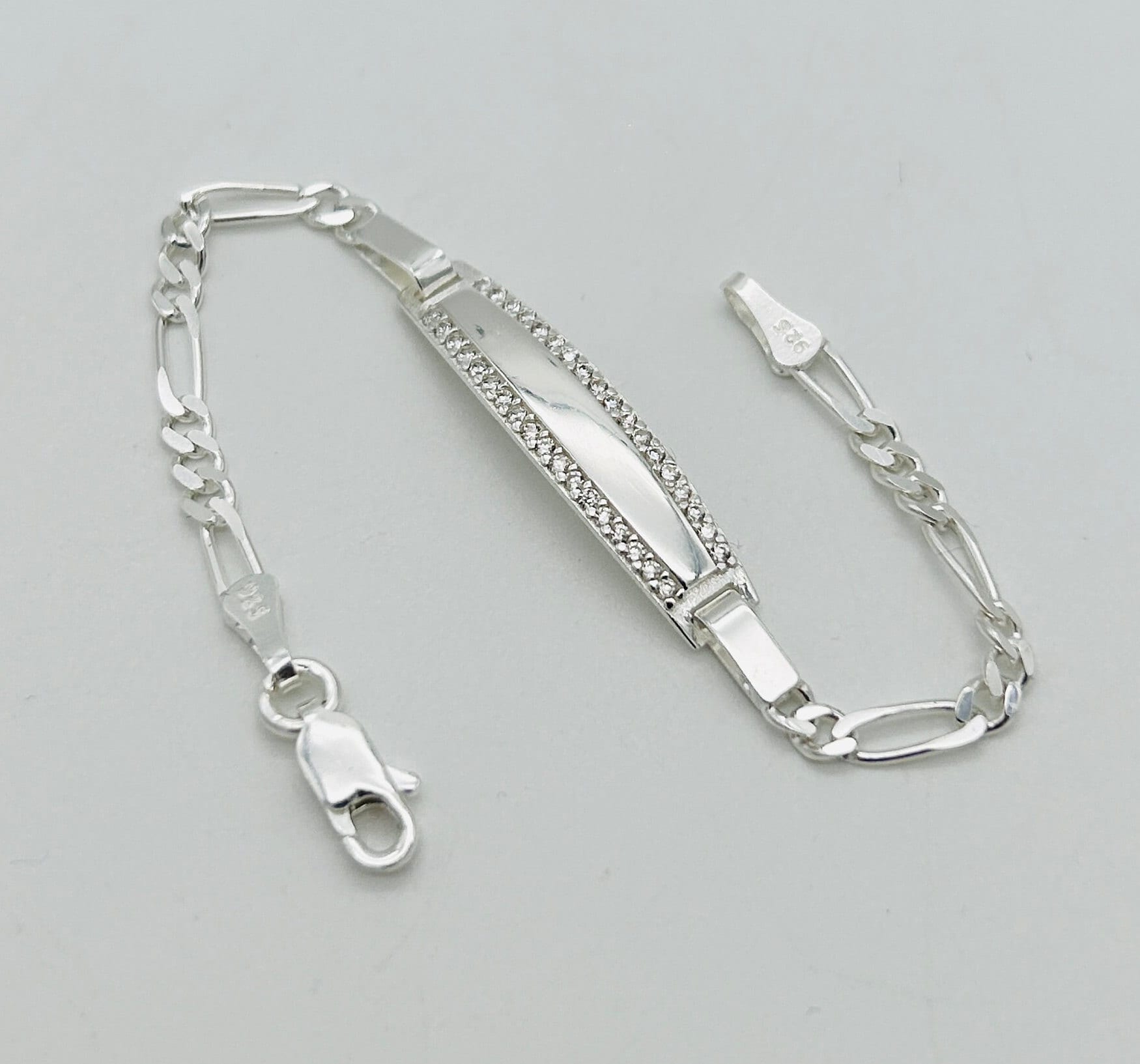 925 Sterling Silver Babies Figaro ID Bracelet | Personalised Baby ID Bracelet | Free Engraving | 5.5 Inch | Brand New