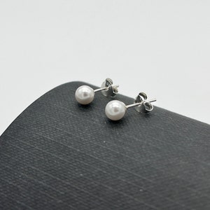 925 Sterling Silver Round Pearl Stud Earring Freshwater Pearl Studs Girls&Women Pearl Stud 3mm 4mm 5mm Brand New Pair image 6