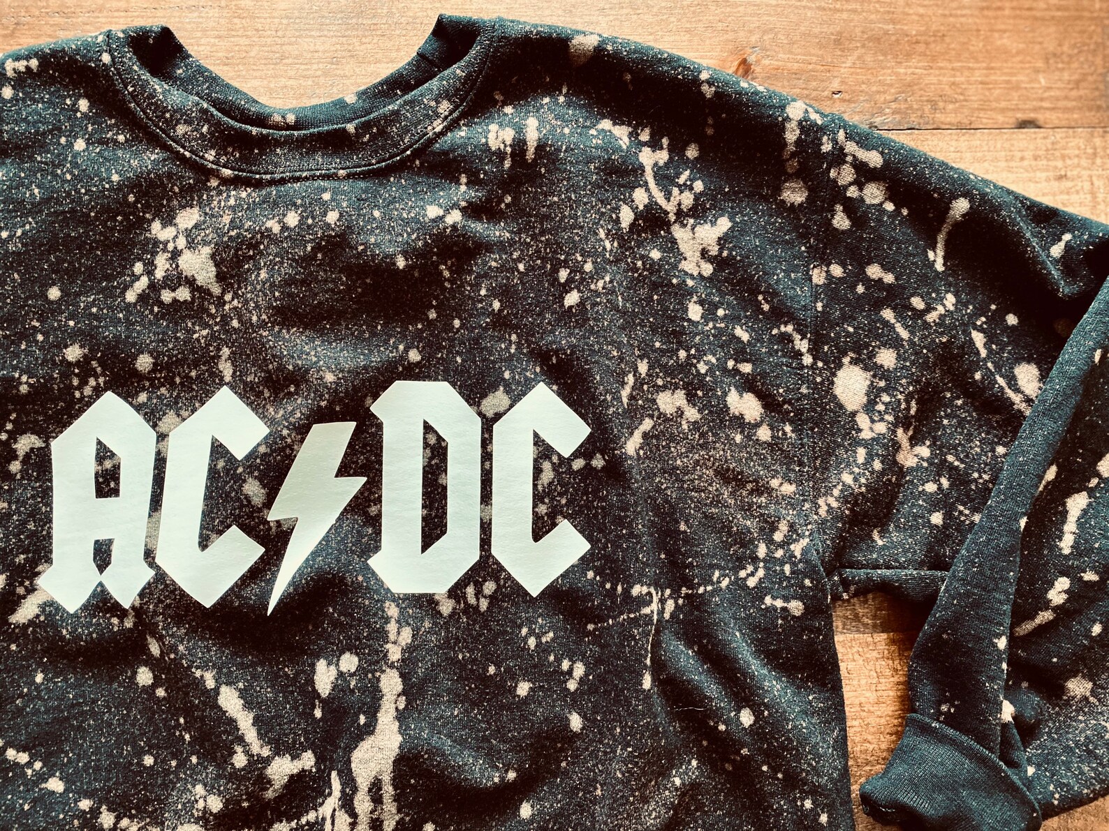 crewneck acdc