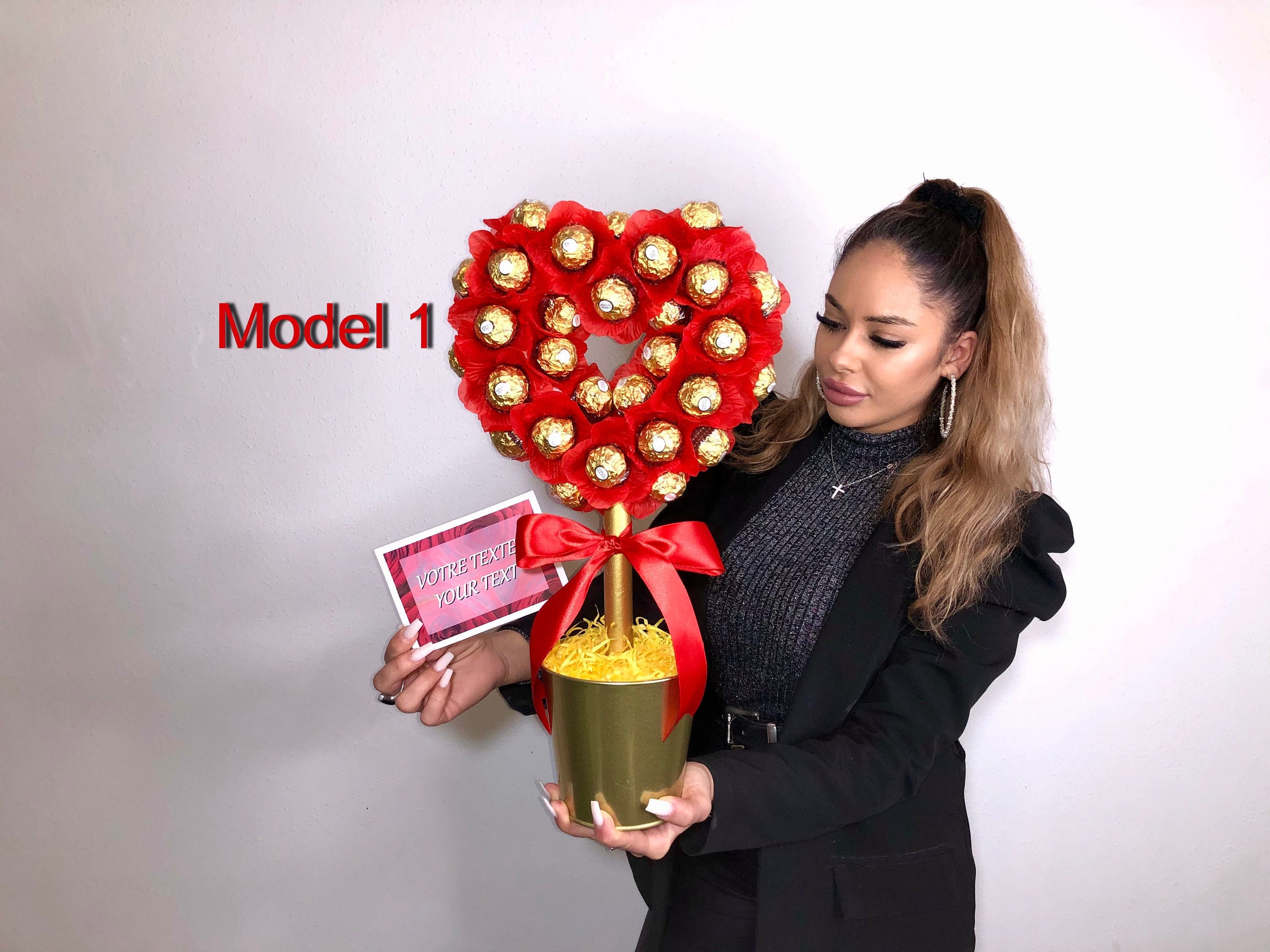 Arbre en Cœur Ferrero Rocher & Carte Personnalisée Bouquet de Chocolats Coffret Cadeau