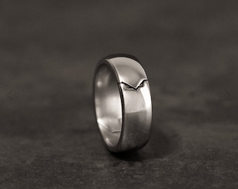 Fat Knuckle Men's Wedding Band