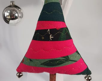 Quilted Patchwork Christmas Tree Hanging Decoration with Cinnamon Stick and Jingly Bells
