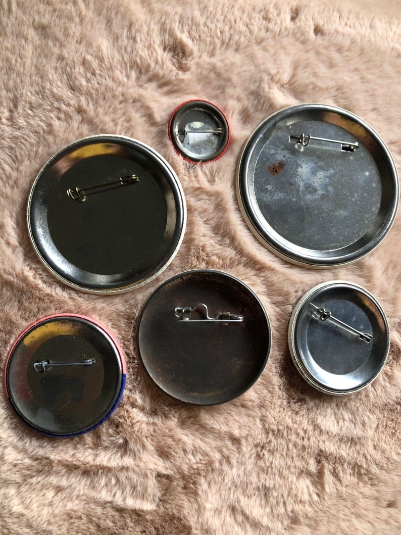 Vintage pins buttons sports travel tourism metal