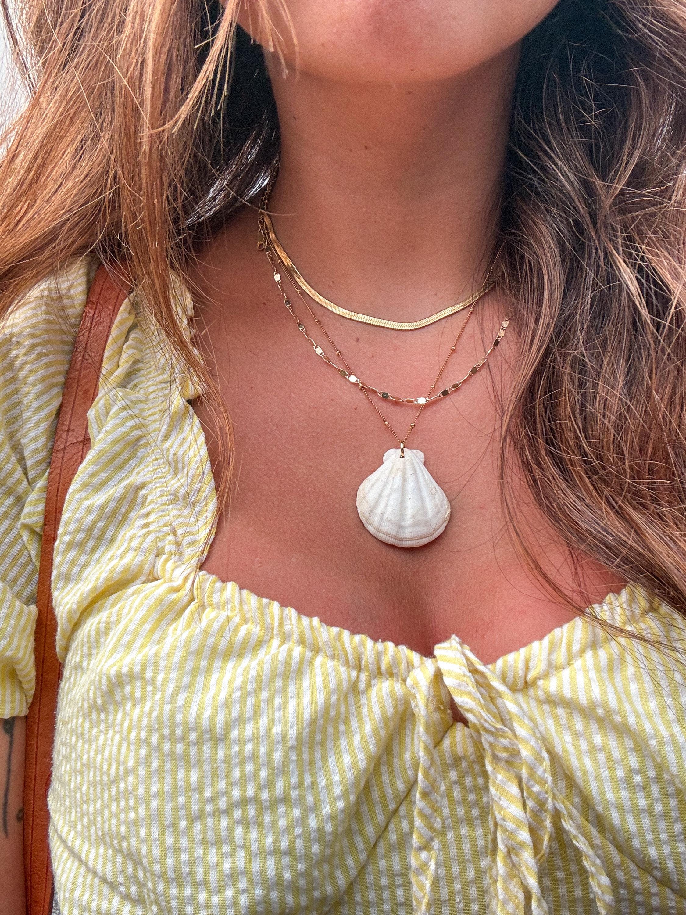 Big seashell necklace | shell jewelry | summer necklace