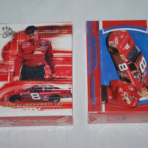 Lote de 2 - Nascar Press Pass sin abrir - Dale Earnhardt #8 Running and Gunning Playing Cards - ¡¡BONITO!! Nascar