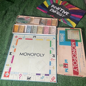 Monopoly Parker Brothers Vintage 70s Real Estate Trading Board Game Complete