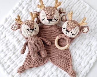 Handmade häkeln Reh Spielzeug, Lovey & Spielzeug, personalisierte Weihnachten Baby Geschenk-Set, Babys erstes Weihnachtsgeschenk, Woodland Baby-Dusche-Dekor